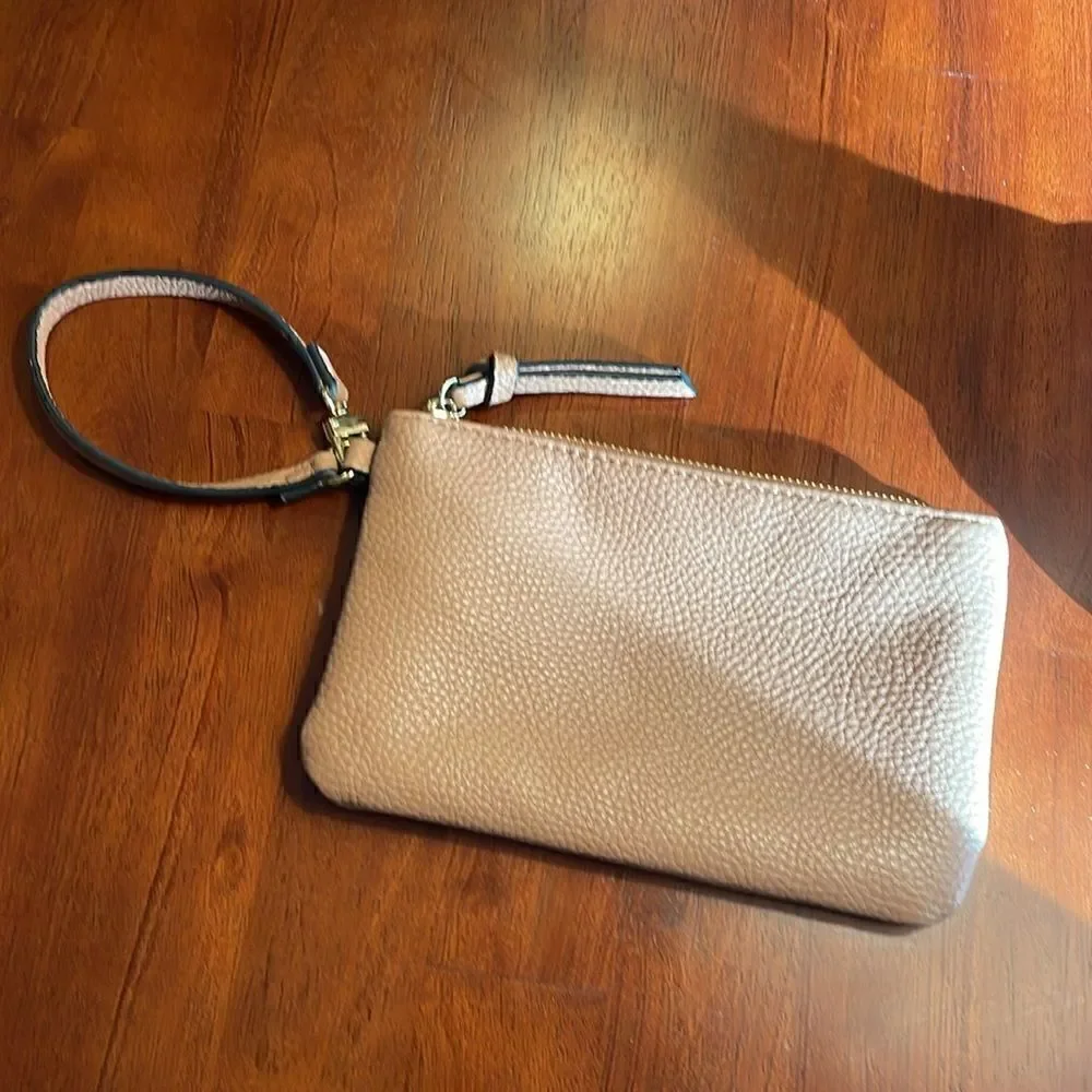 Steve Madden Wristlet - Excellent Condition